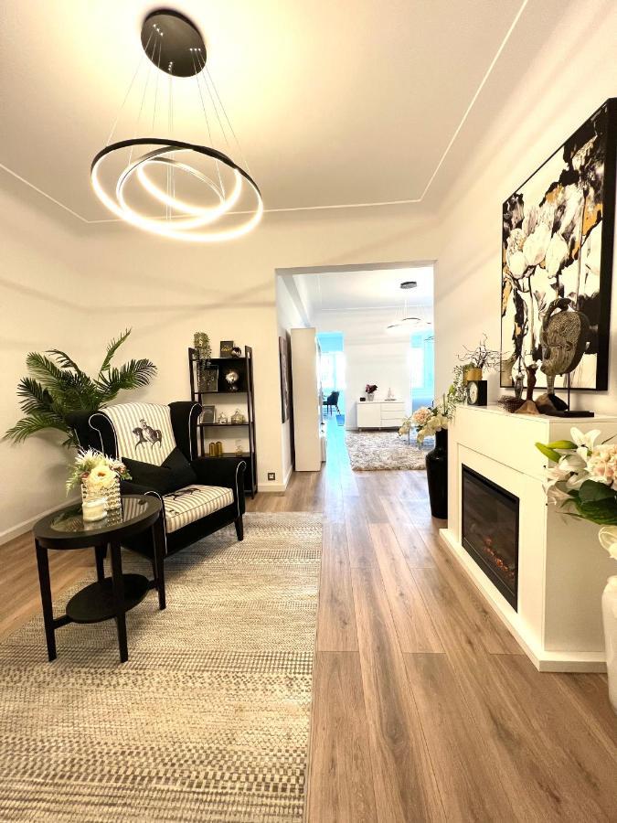 Sky View - Luxury Apartament - Sanador Victoriei 布加勒斯特 外观 照片
