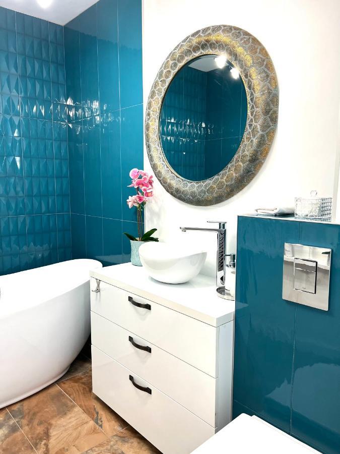 Sky View - Luxury Apartament - Sanador Victoriei 布加勒斯特 外观 照片