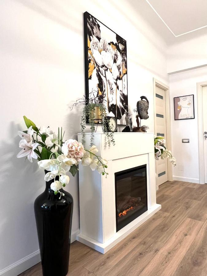 Sky View - Luxury Apartament - Sanador Victoriei 布加勒斯特 外观 照片