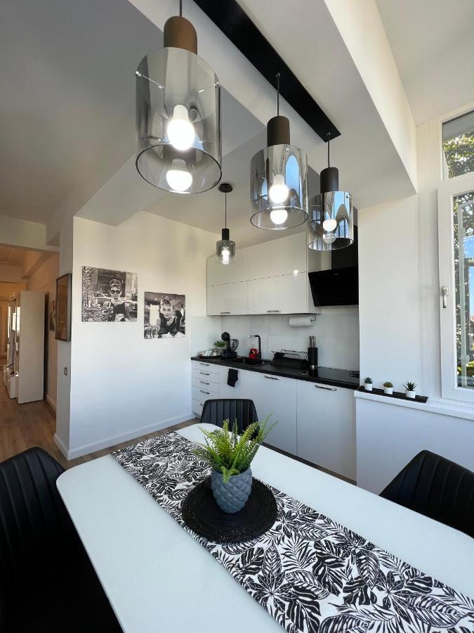 Sky View - Luxury Apartament - Sanador Victoriei 布加勒斯特 外观 照片
